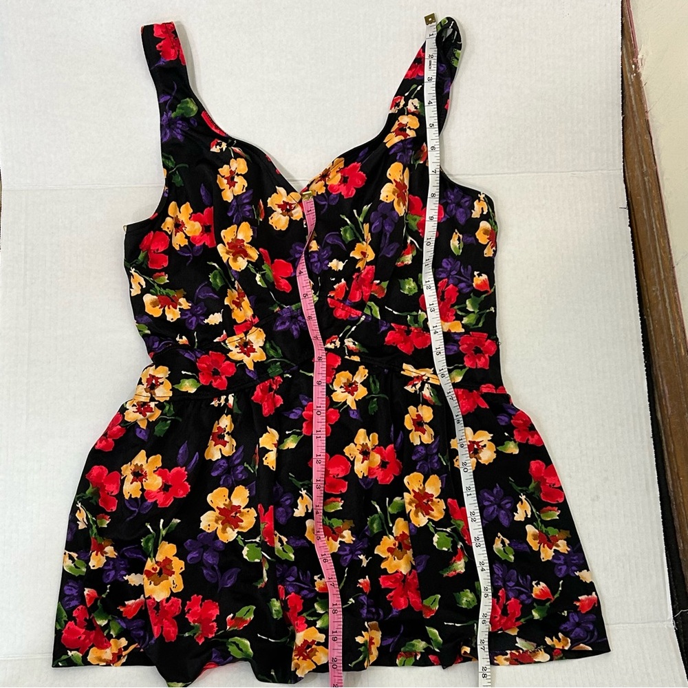 Westbound Beach Summer Swimwear Floral One Piece Skirt Swimsuit Size 24. - Picture 11 of 14